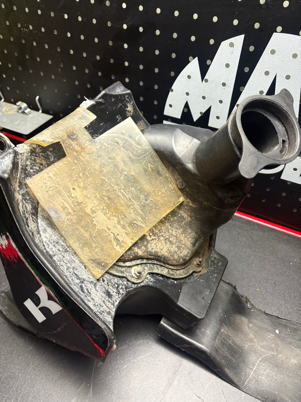 Kawasaki KX250F & RM-Z250 Air Box Assembly 2004-2005