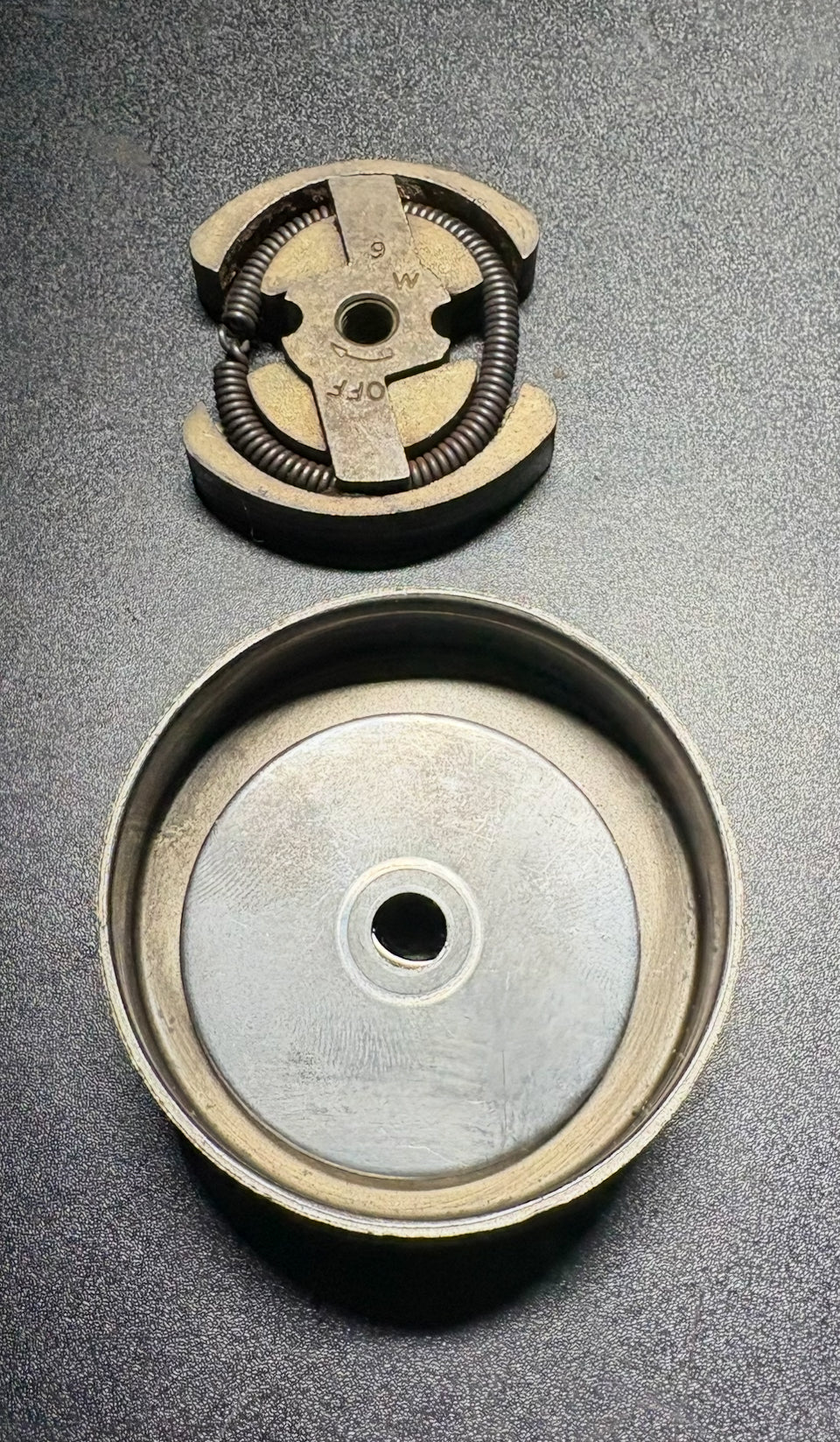 McCulloch Mac/Mac Cat 335 338 436 438 440 441 442 Chain Saw Centrifugal Clutch Assembly - OEM Spare Part - Used