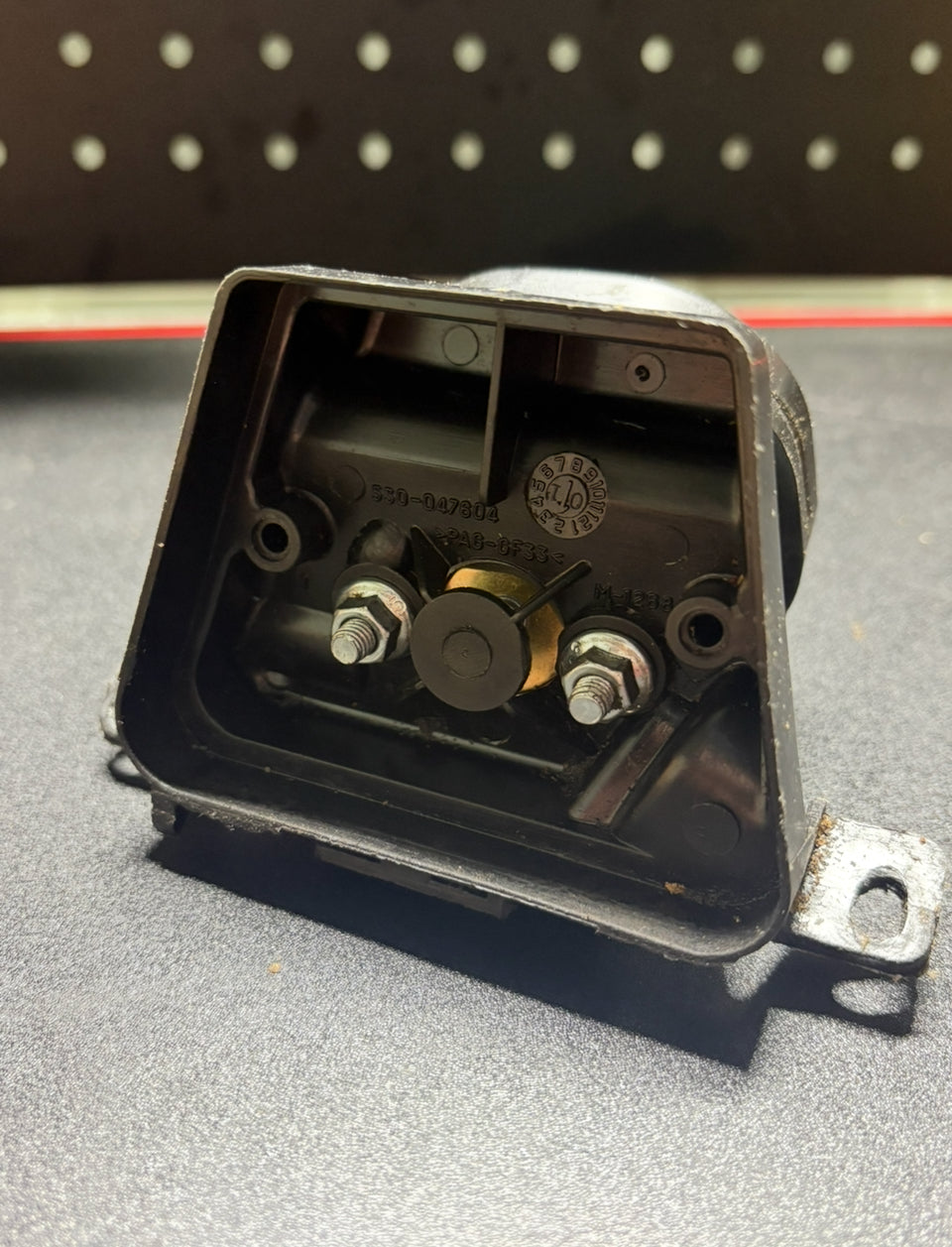 McCulloch Mac 335 Chain Saw Carb/Intake Assembly -Genuine Walbro Carb - OEM Spare Part - Used