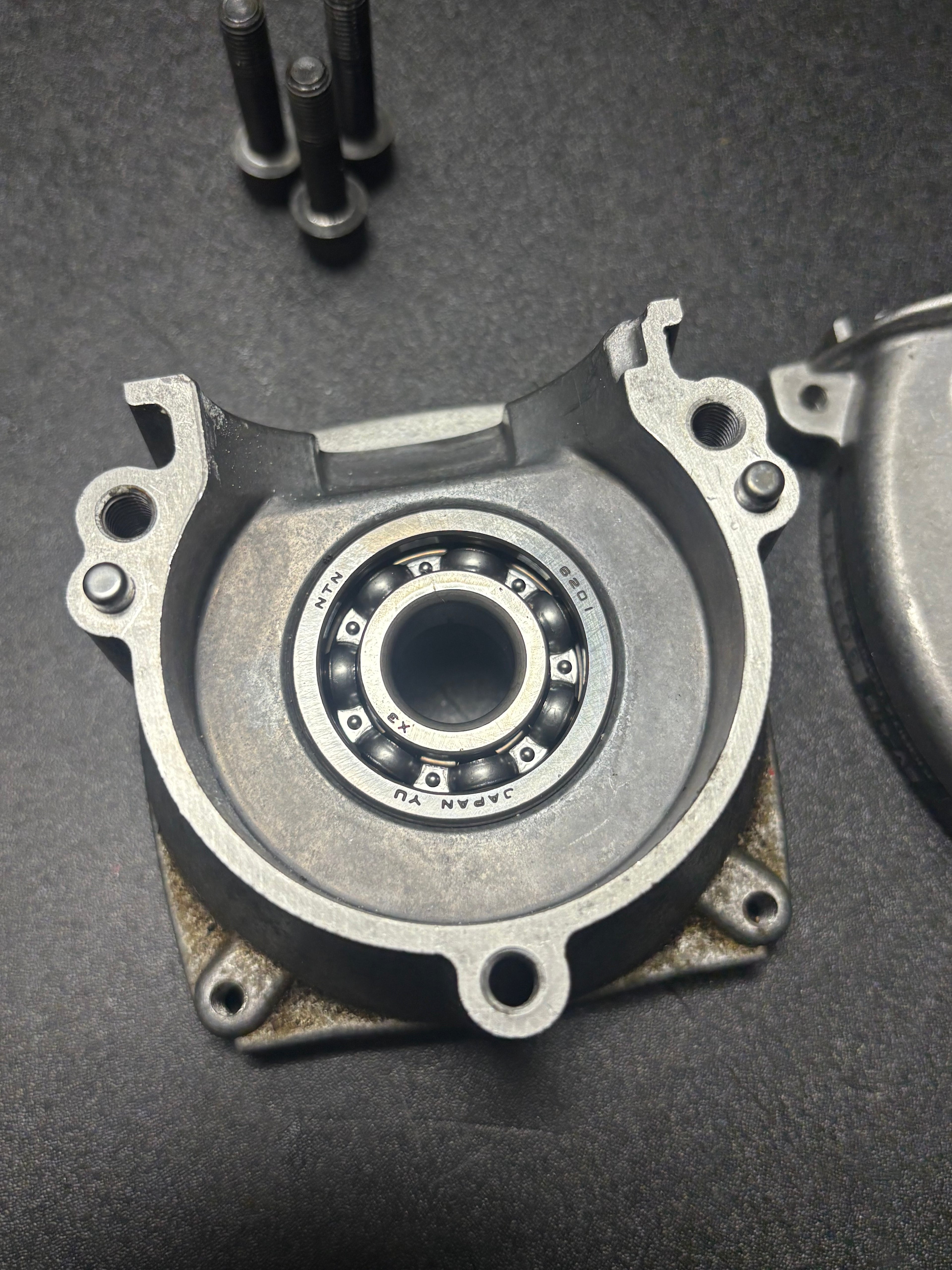 Mantis SV-4B Tiller / Rotavator Crank Casings - OEM Spare Part