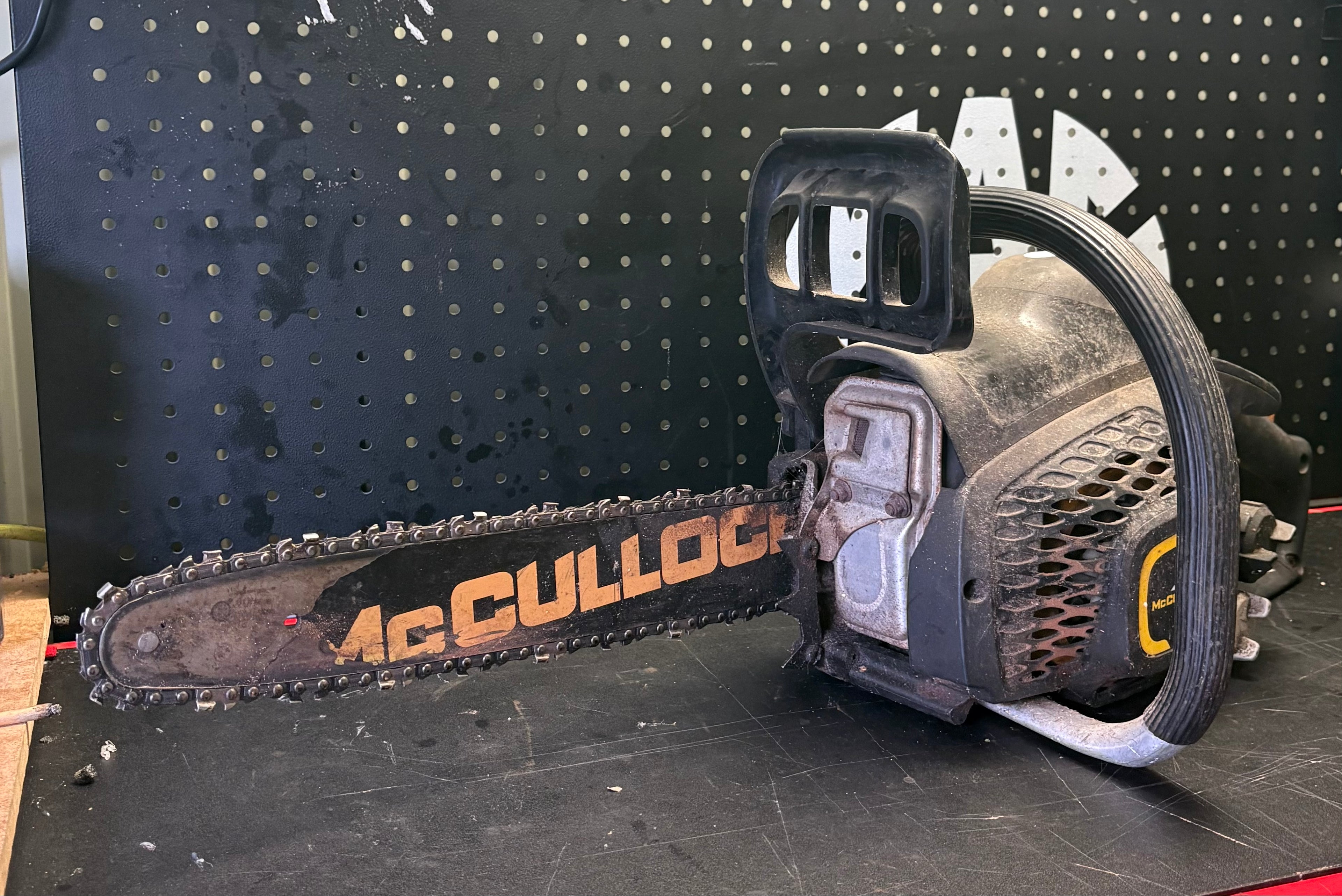 McCulloch CS35S Petrol ChainSaw Good Working Order - Used ChainSaw - Ready to use