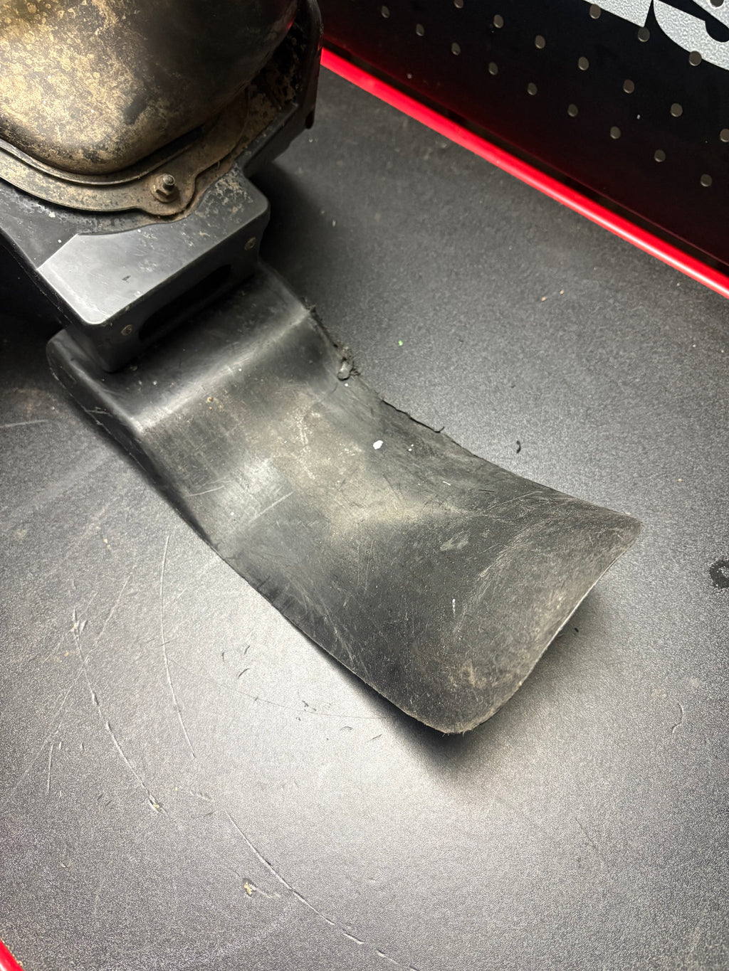 Kawasaki KX250F & RM-Z250 Air Box Assembly 2004-2005