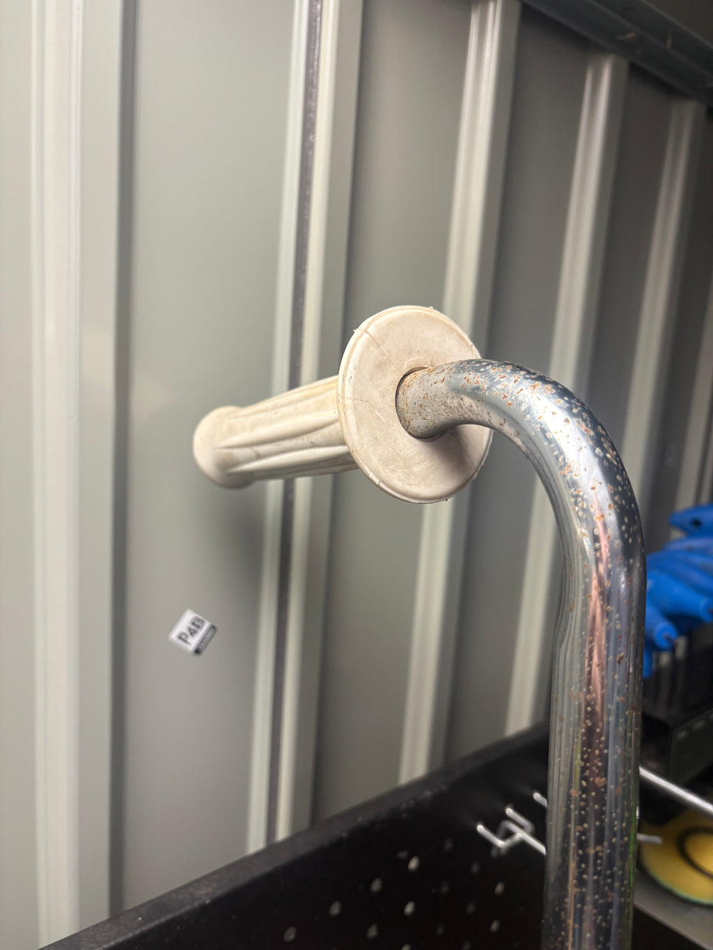 Mantis SV-4B Rotavator/Tiller Top Half Handle Bars - Throttle And Cable - Kill switch - Complete Assembly