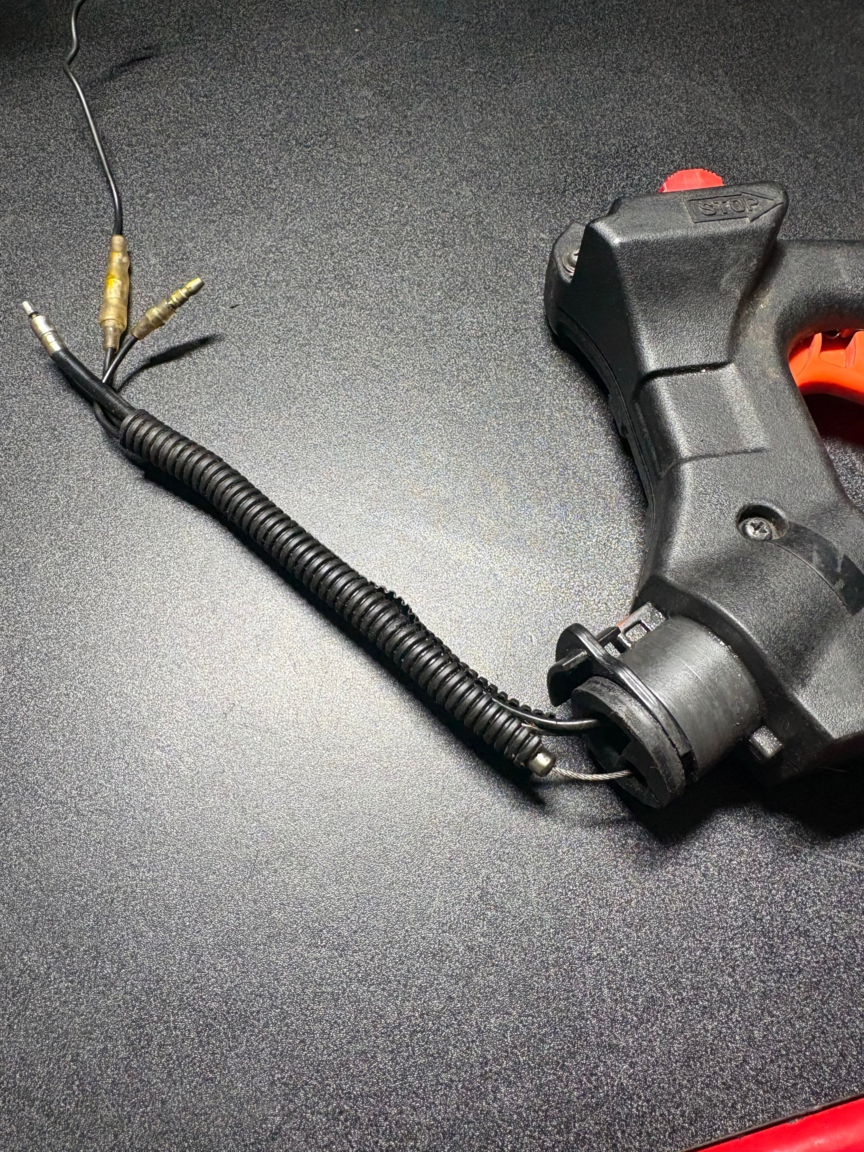 Takana THT2000S Series Hedge Trimmer 360° Adjustable Trigger Handle - OEM Spare Part - Used