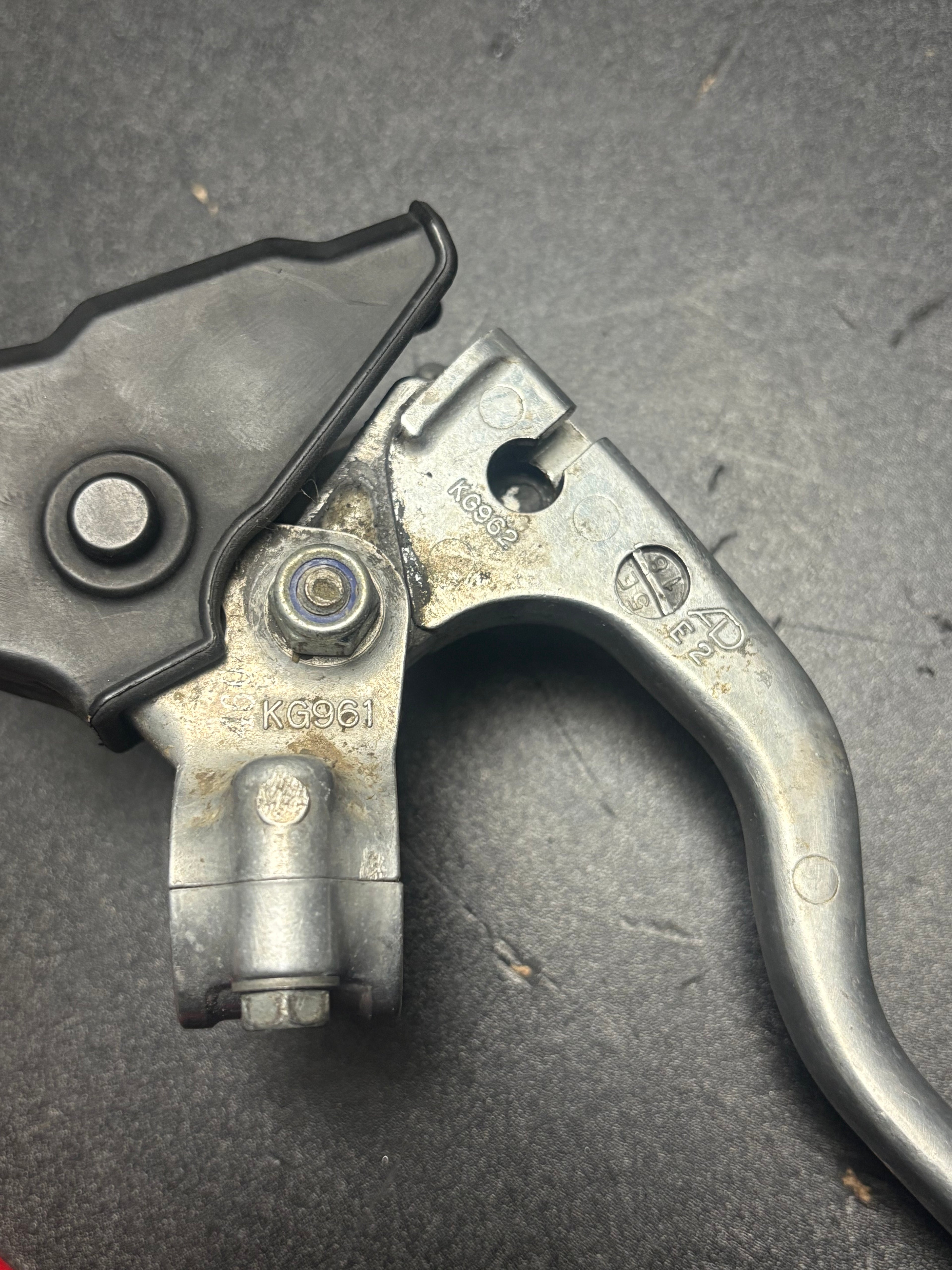 Kawasaki KX250F & Suzuki RMZ250 Clutch lever Assembly 2004-2005