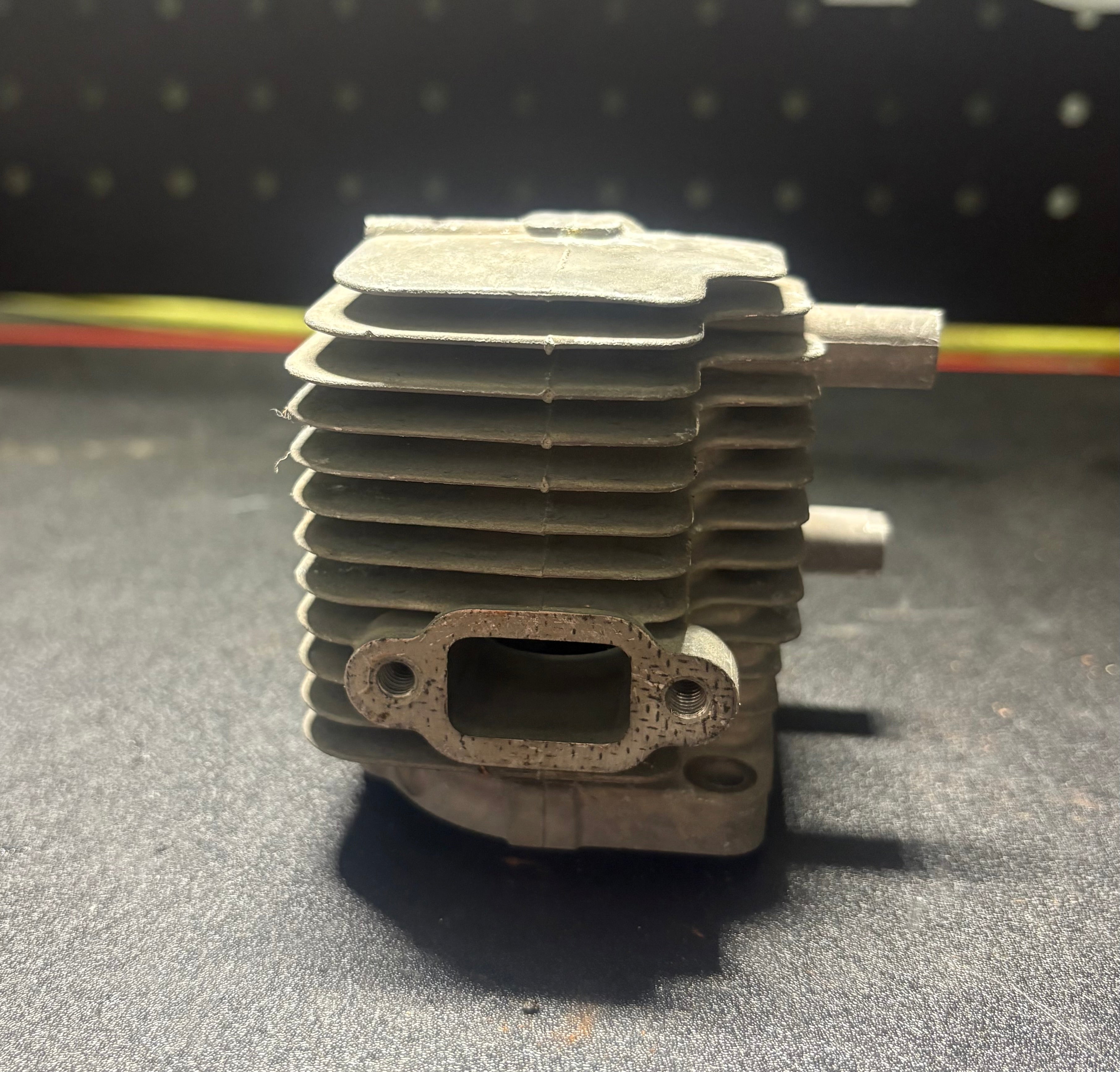 Mantis SV-4B Rotavator/Tiller Used OEM Cylinder & Spark Plug