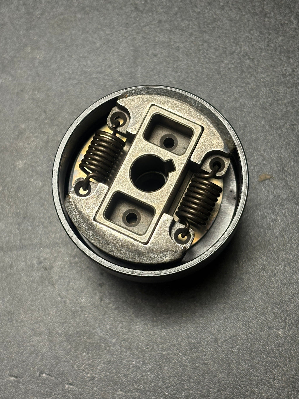 Mantis SV-4B Tiller/Rotavator Centrifugal Clutch & Housing - OEM Spare Part