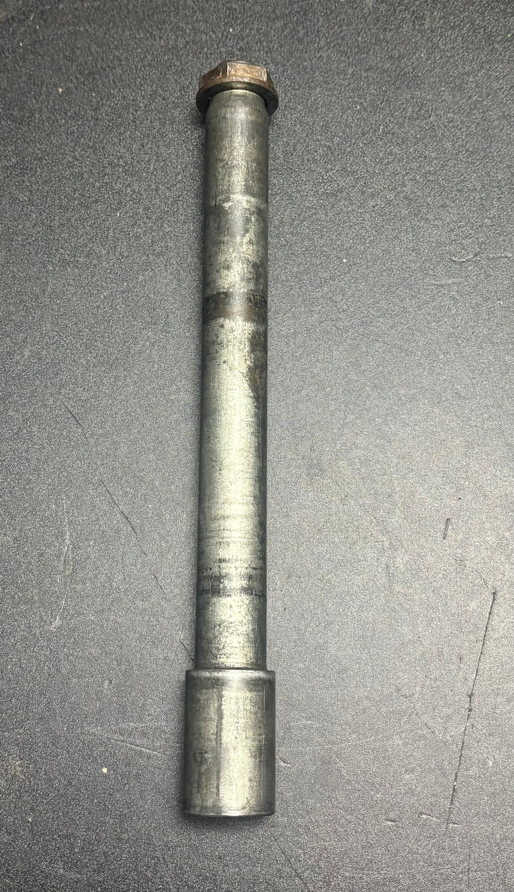 Kawasaki KX250F & Suzuki RMZ250 Front Wheel Axle & Nut 2004-2005