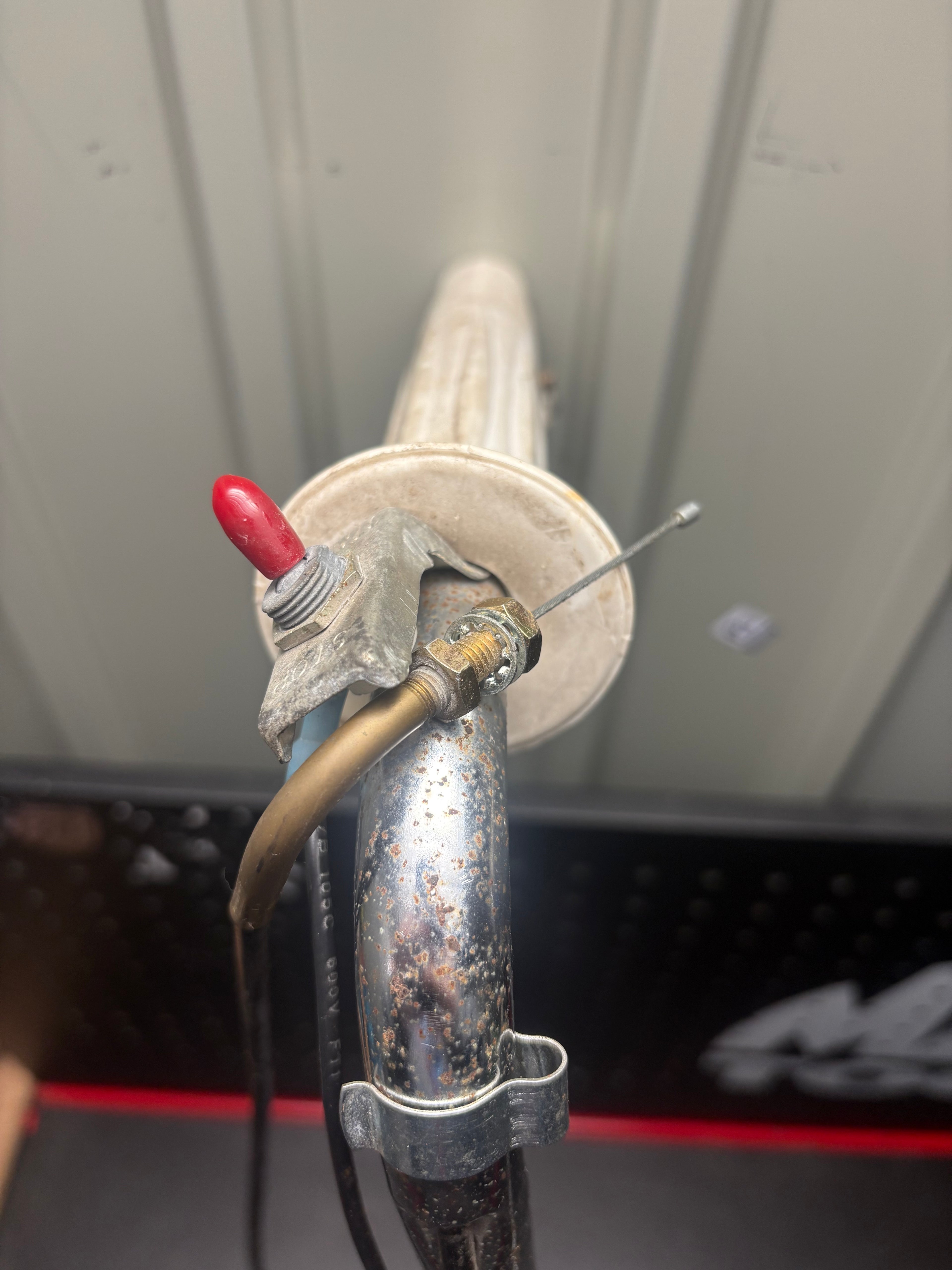 Mantis SV-4B Rotavator/Tiller Top Half Handle Bars - Throttle And Cable - Kill switch - Complete Assembly