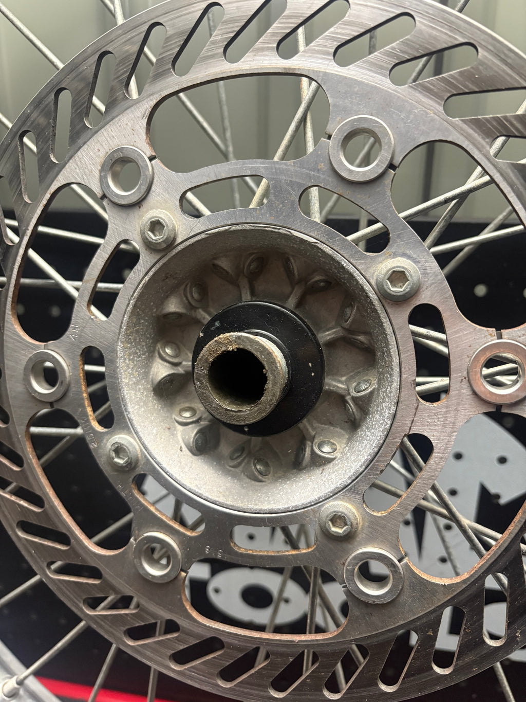 Kawasaki KX250F(04-05) KX125 (03-05) KX250 (03-05) OEM 80-100-21 Inch Front Wheel