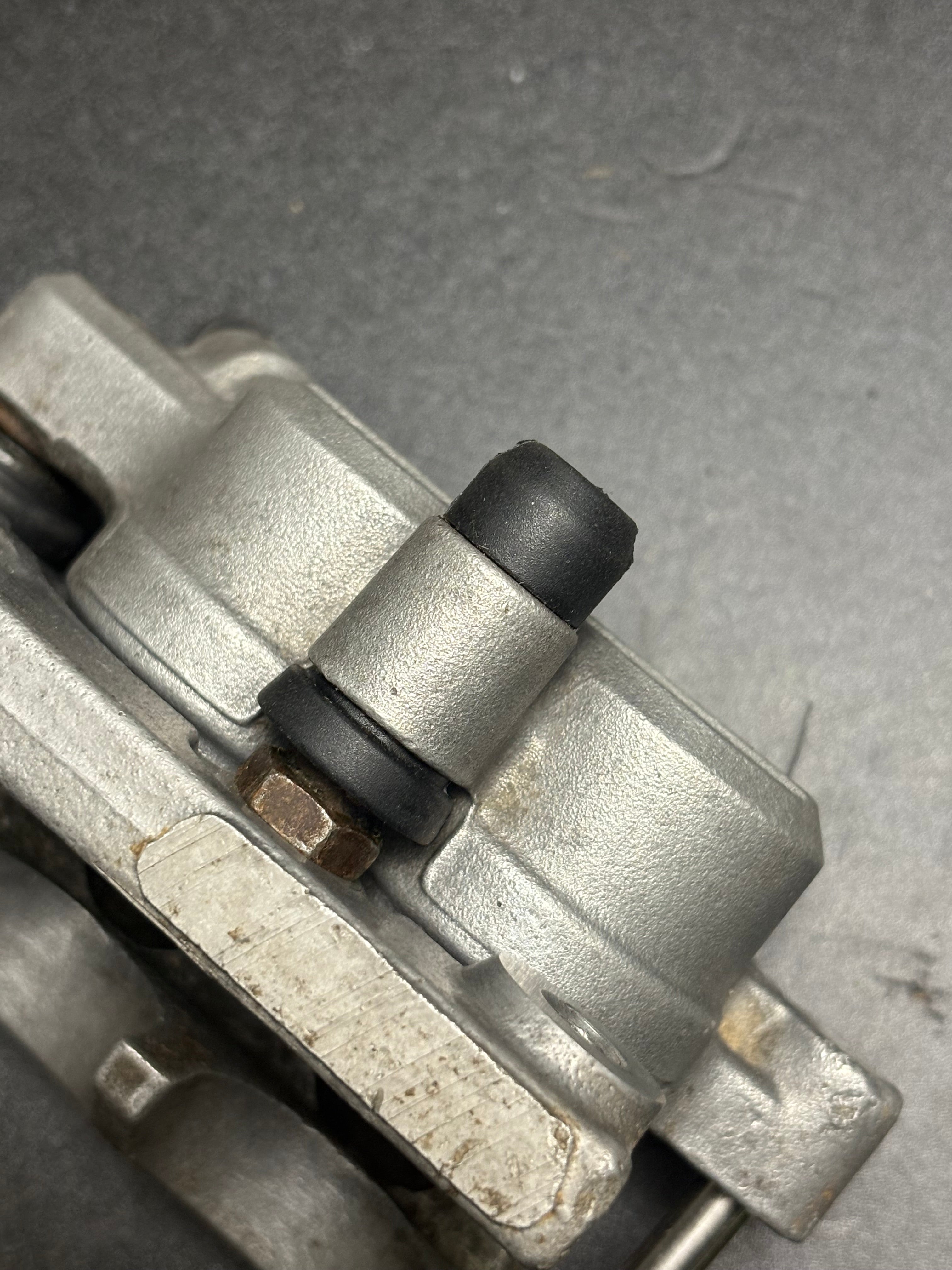 Kawasaki KX250F 04-05 KX125 03-05 KX250 03-05 Complete Front Break Assembly