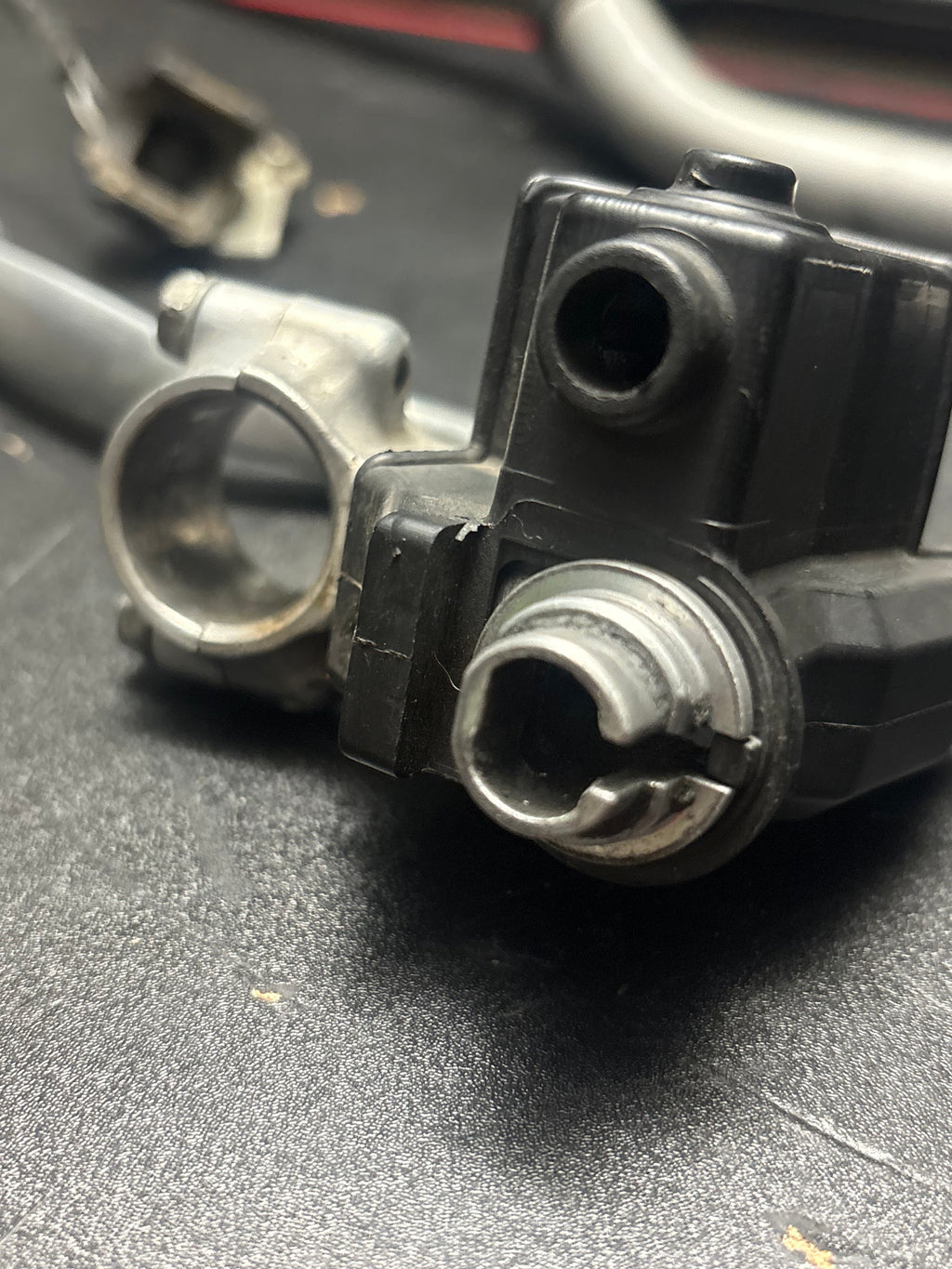 Kawasaki KX250F & Suzuki RMZ250 Clutch lever Assembly 2004-2005