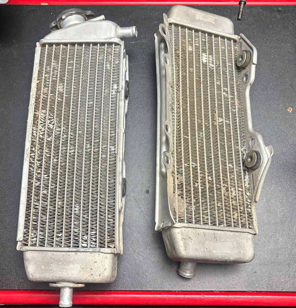 Kawasaki KX250F & Suzuki RMZ250 OEM Radiators 2004-2005