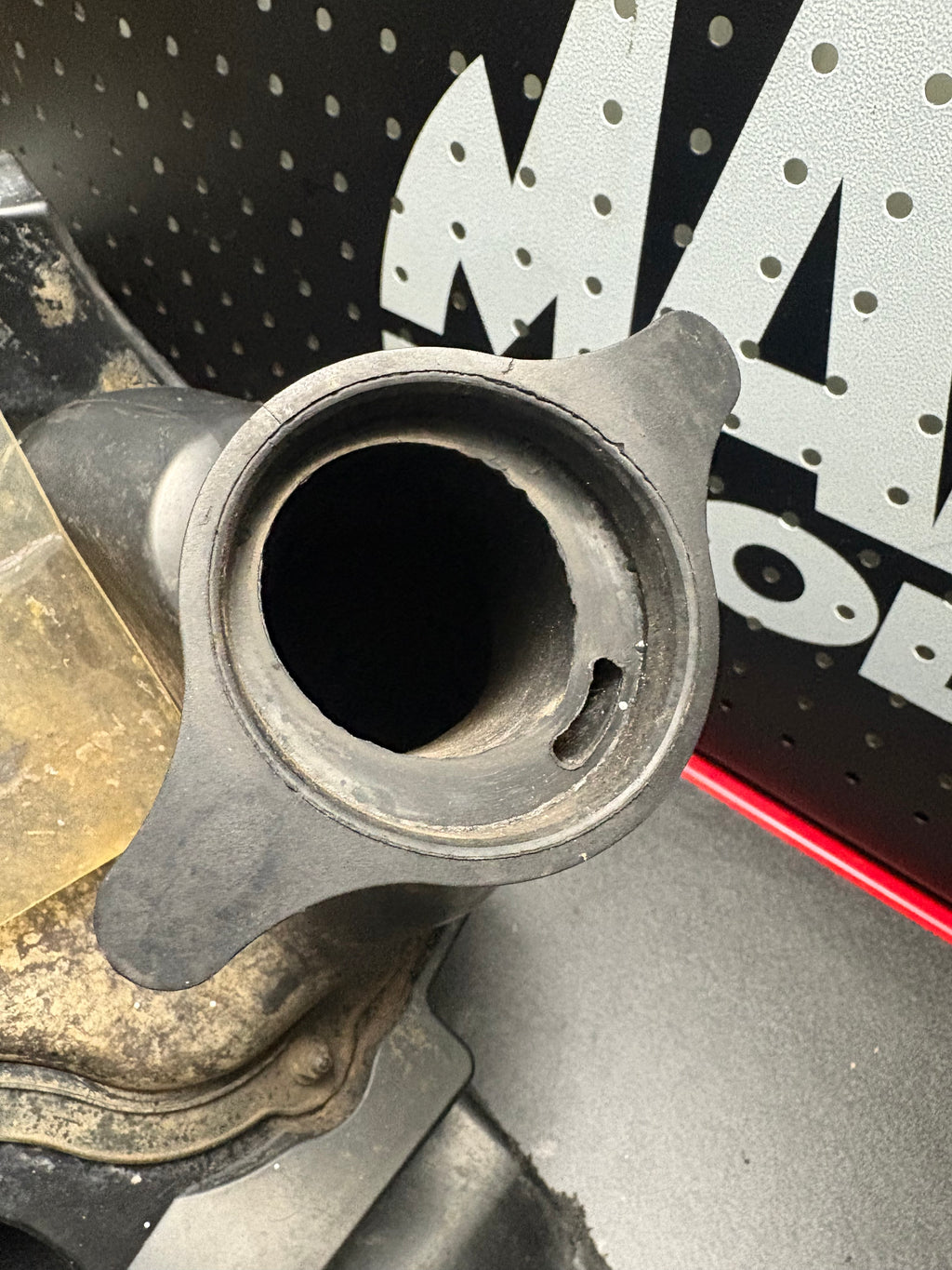 Kawasaki KX250F & RM-Z250 Air Box Assembly 2004-2005