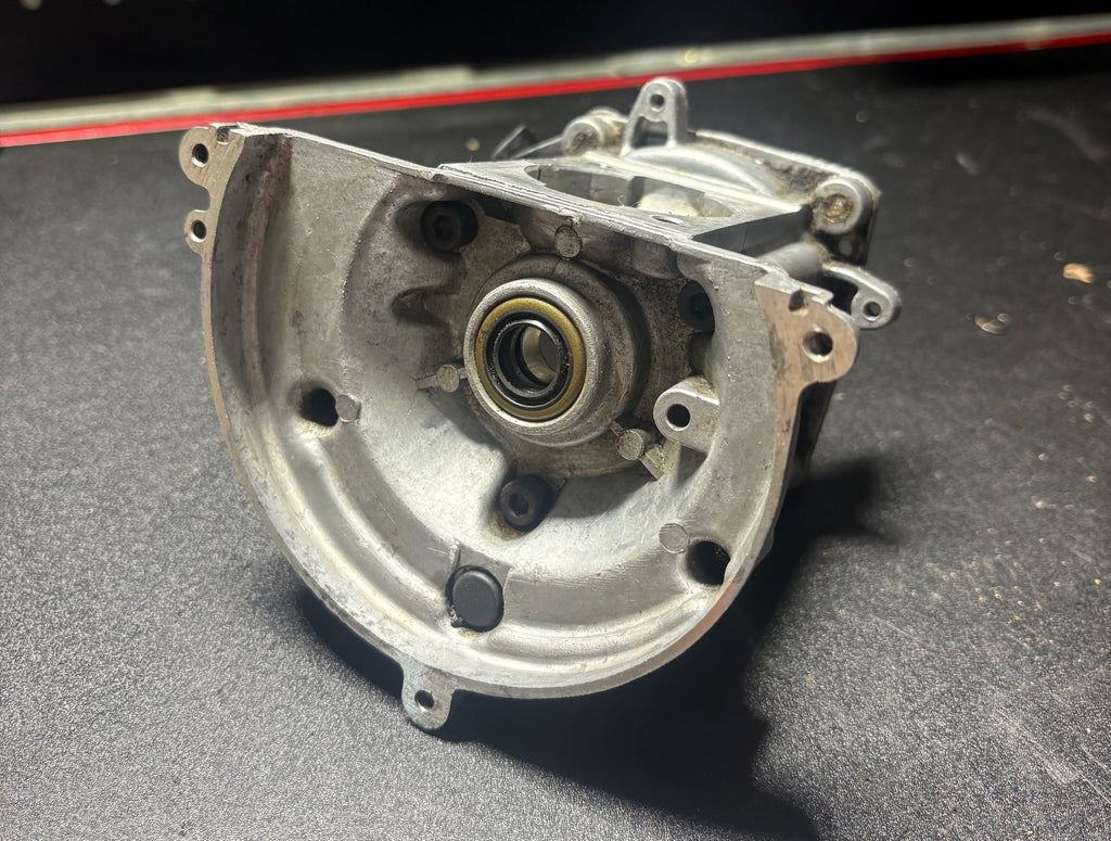 Takana THT2000S Series Hedge Trimmer Crank Casings - OEM Spare Part - Used