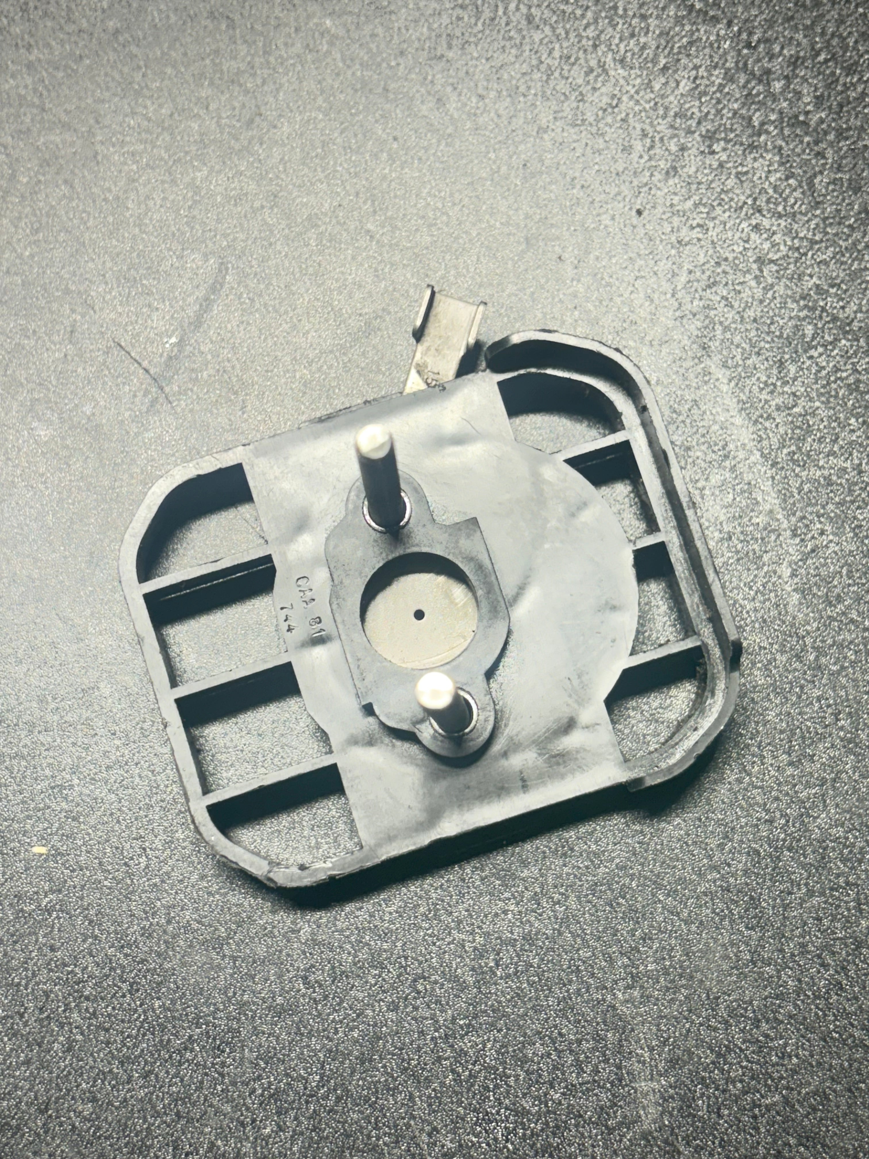 Takana THT2000S Series Hedge Trimmer AirBox/Intake Assembly - OEM Spare Part - Used