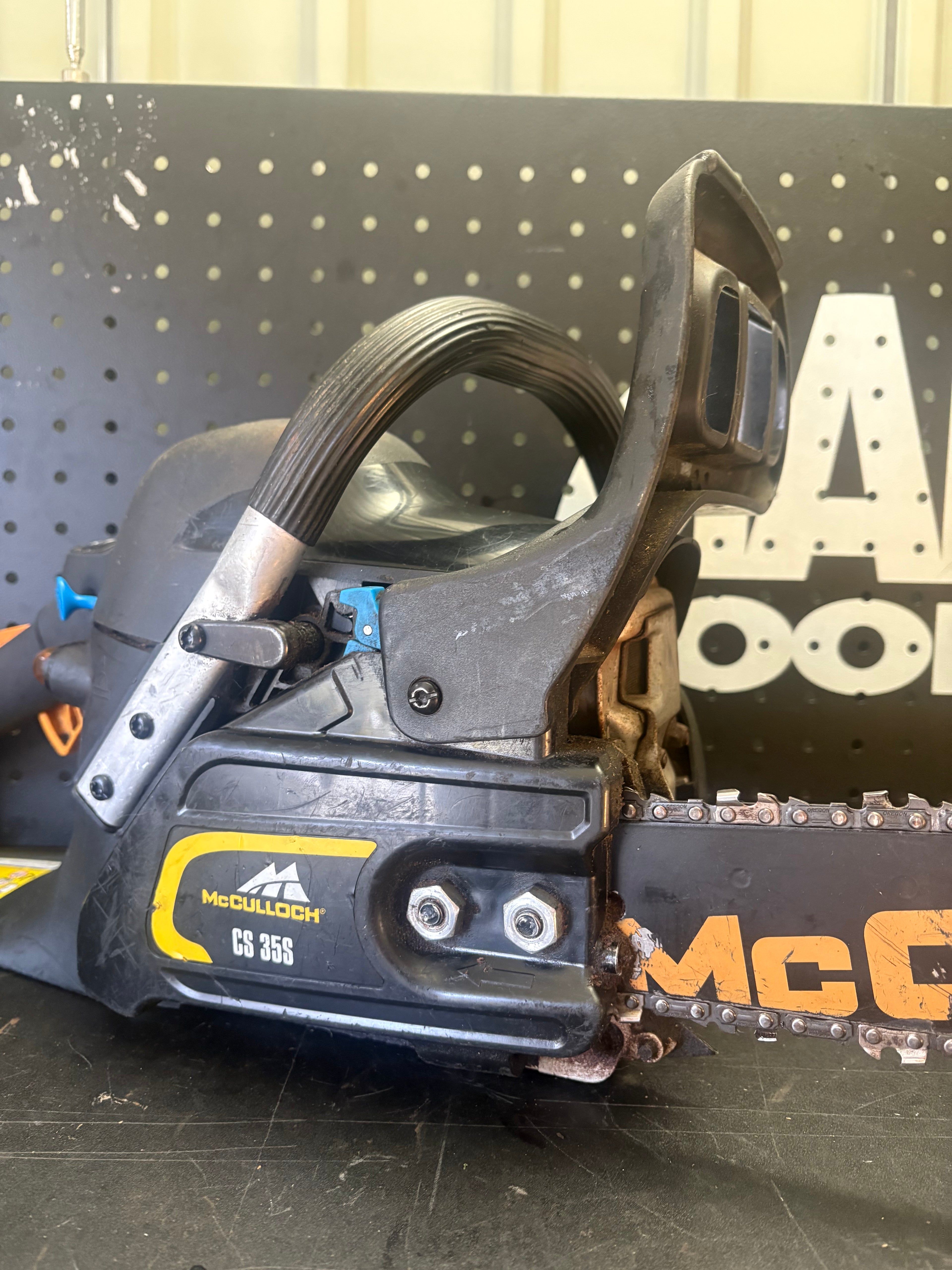 McCulloch CS35S Petrol ChainSaw Good Working Order - Used ChainSaw - Ready to use