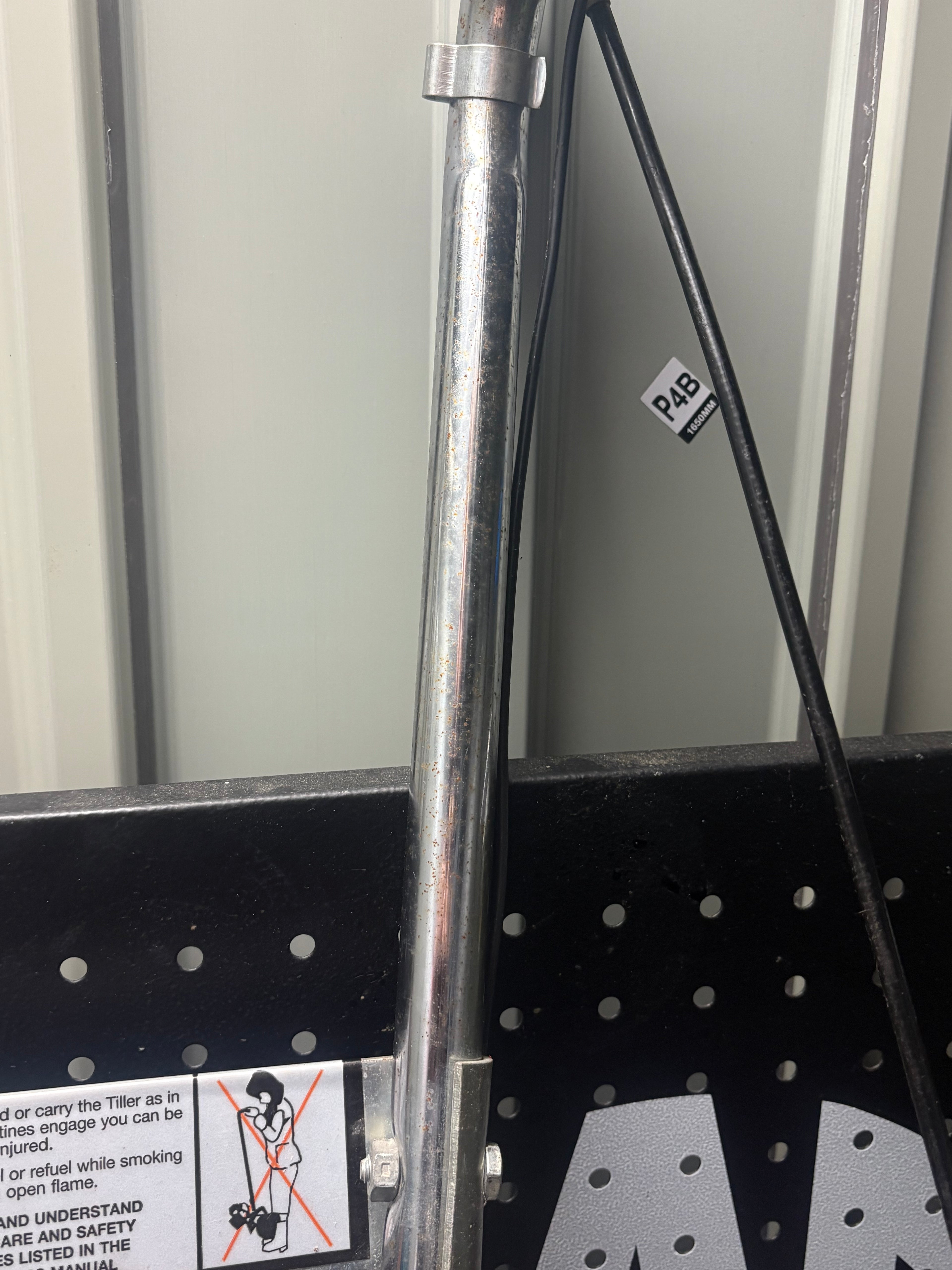 Mantis SV-4B Rotavator/Tiller Top Half Handle Bars - Throttle And Cable - Kill switch - Complete Assembly