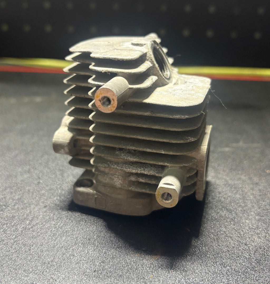 Mantis SV-4B Rotavator/Tiller Used OEM Cylinder & Spark Plug