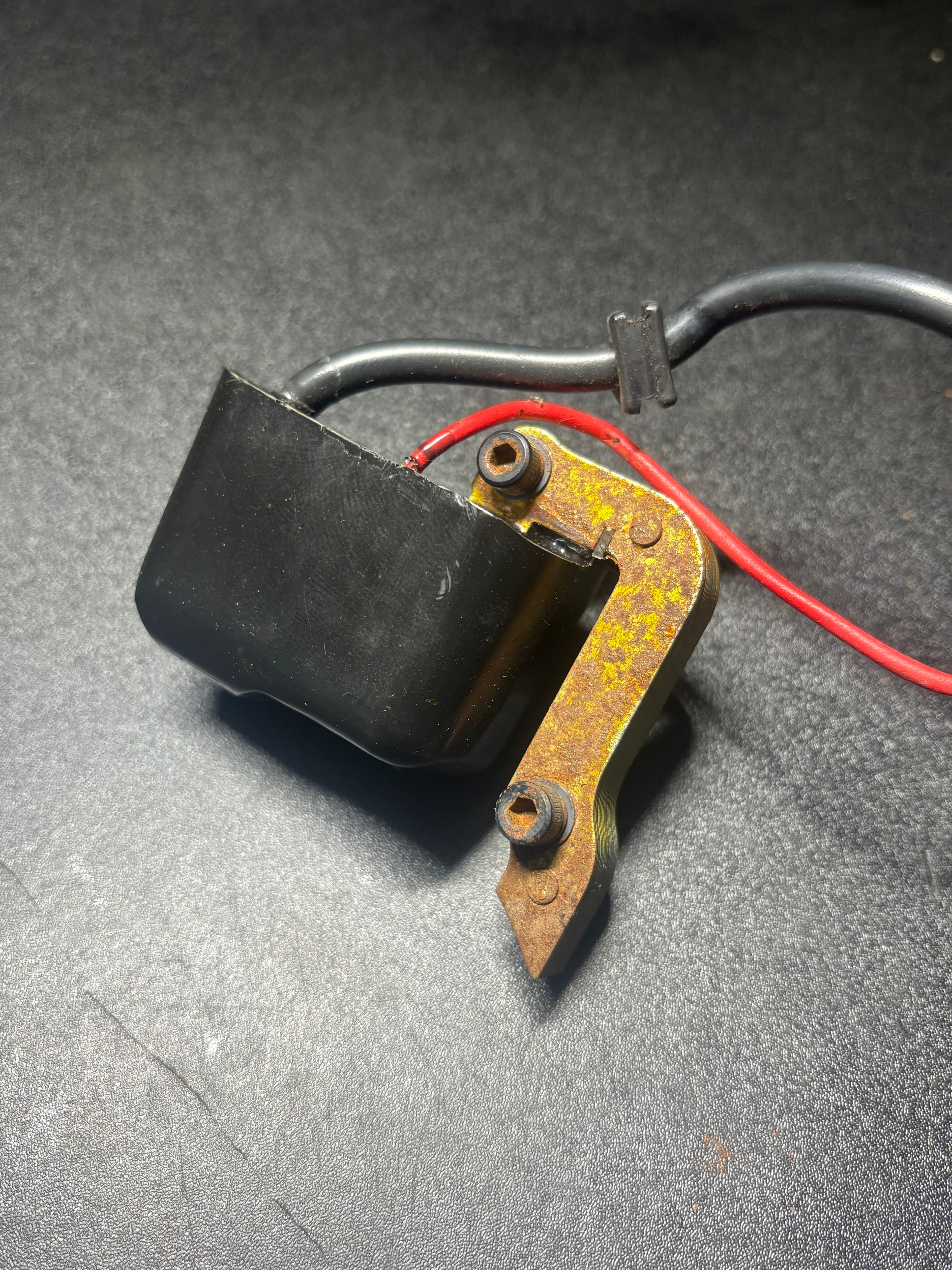 Mantis SV-4B Petrol Rotavator/Tiller Ignition Coil - Used OEM Part