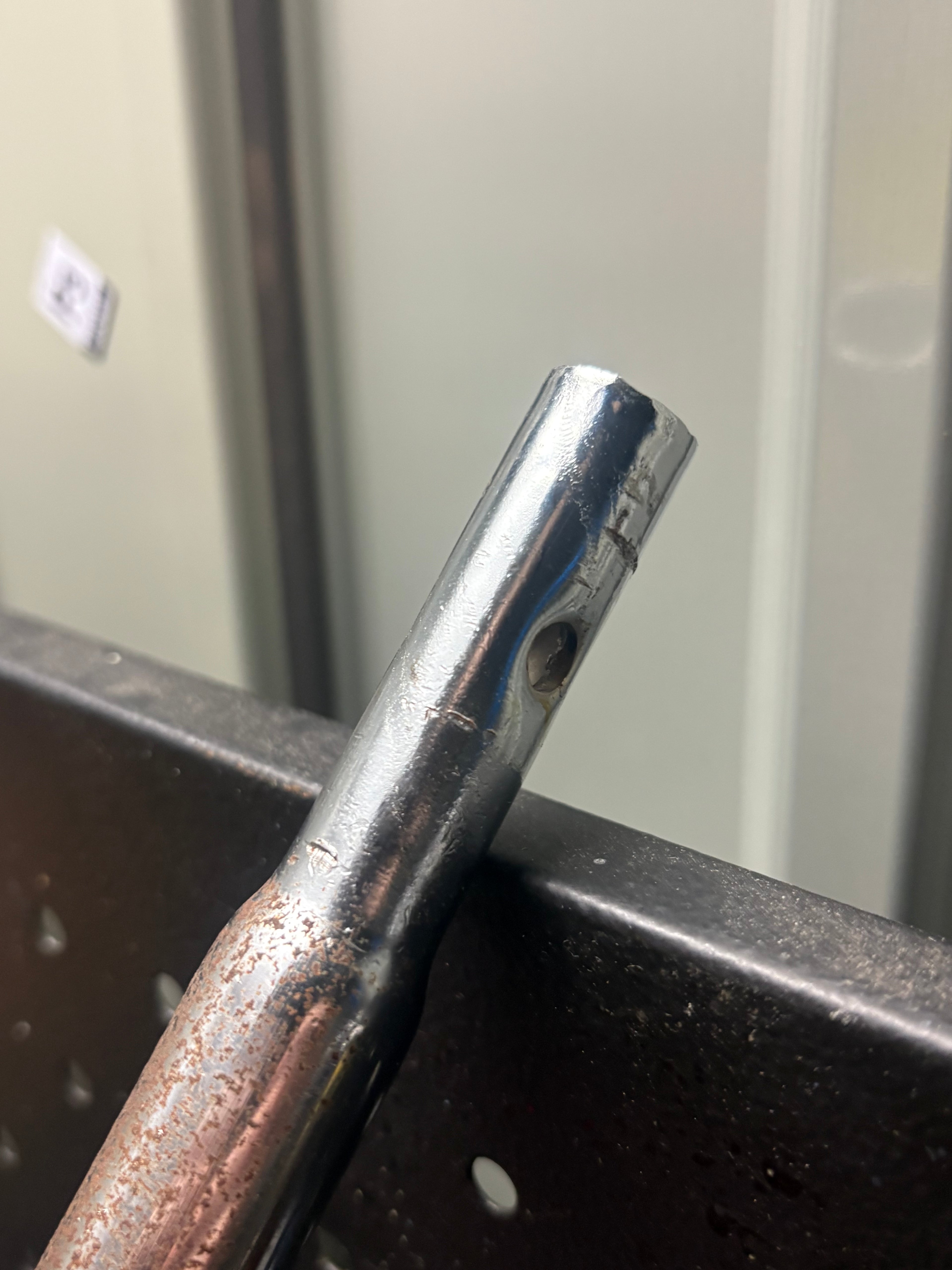 Mantis SV-4B Tiller Used Lower Half Handle Bars - Genuine OEM Spare